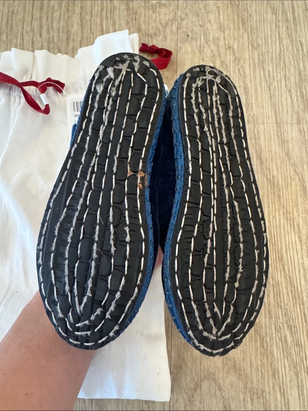 Vibi Venezia girls Velvet Mary Jane Shoes